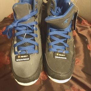 And1 Boys high top sneaker Size 8